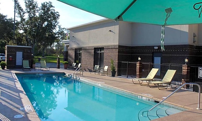 Bainbridge Hotel | 2-Star Hotel ∙ Hampton Inn Bainbridge, GA