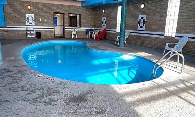 Gunnison Hotel | 2-Star Hotel ∙ Wingate by Wyndham Gunnison Near Western Colorado University