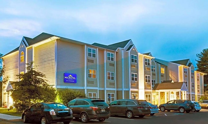 York Hotel | 2-Star Hotel ∙ York Microtel Inn & Suites by Wyndham