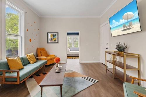 Herron Morton House | 2 Units Combined-5BR-2 Living Rooms - 2 Kitchens