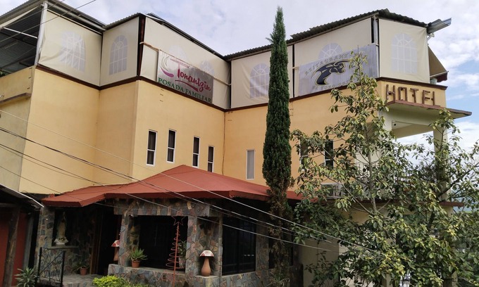 Xilitla Hotel | 20 de Noviembre