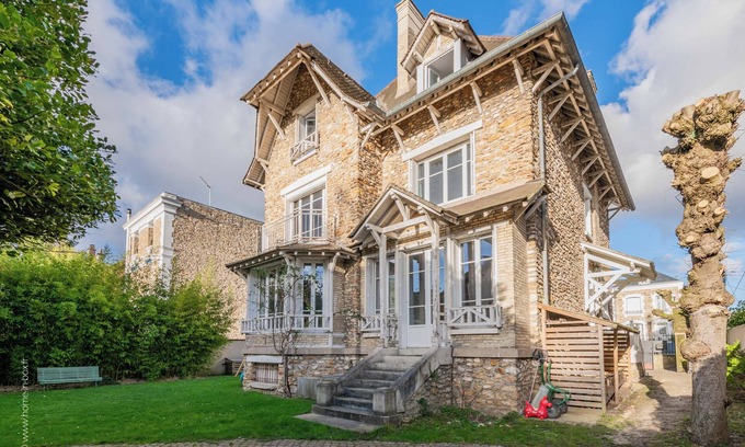 Eaubonne Cabin | 20' from Paris, spacious family home