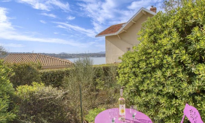 Bandol Apartment | 20 m² Apartment ∙ 1 bedroom ∙ 2 guests