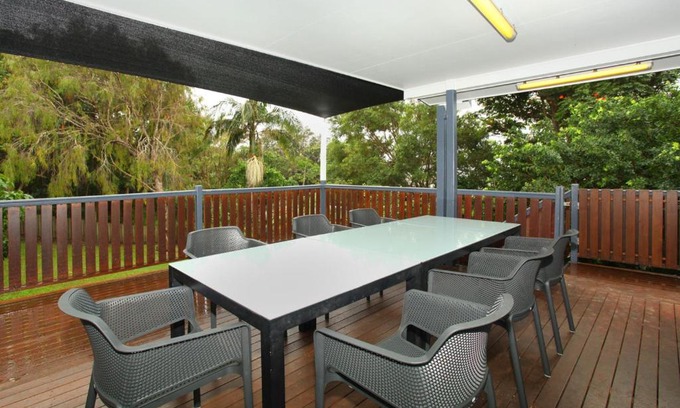 Coolum Beach House | 20 Scrub Road, Coolum Beach - Pet Friendly, Linen included