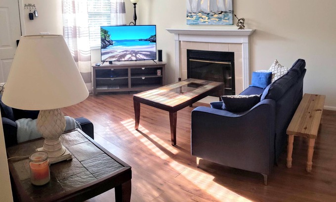 Bayshore Gardens Condo | 20% Summer discount - 2 beds & 2 baths near IMG Academy is waiting for you!