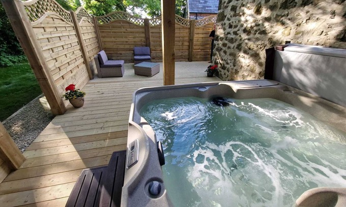 Ballymena House | 200 Year old barn conversion
