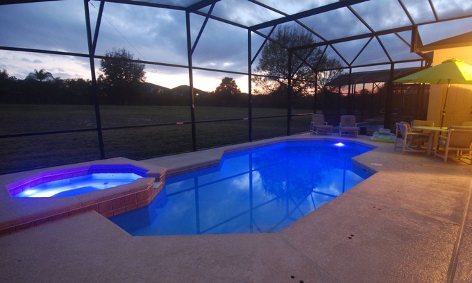 Highgate Park House | 2025 Early Bird Special! Discounted Rates & Perks Await!