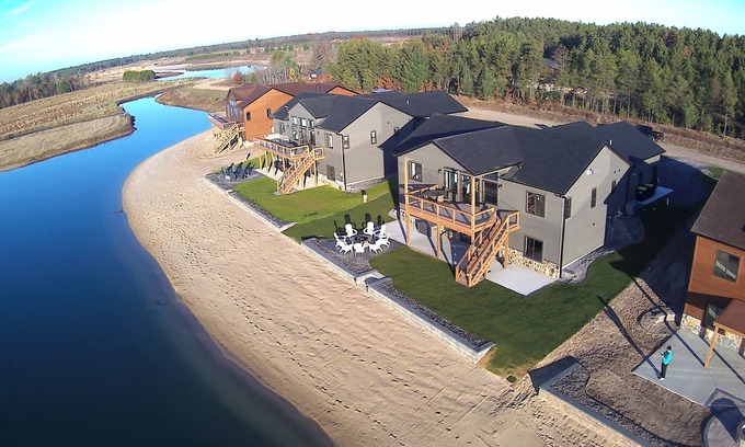 New Lisbon House | 2025 Special! Private Beach; Garage Bar; Near WI Dells; King Beds, Massage Chair