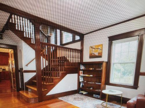Haverhill House | 203 Waltham Place