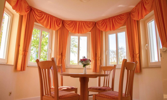 Karlshagen House | 207 - Hotel Dunenschloss