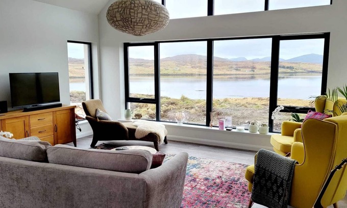 Ardroil House | 20A Kirkibost - Dog Friendly with Stunning Sea Loch Views