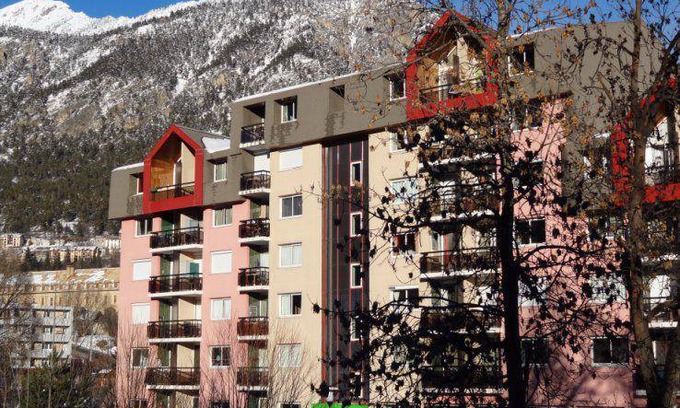 Briancon Apartment | 20m from ski slopes, 4th floor, balcony, ski locker, 30m², Serre Chevalier