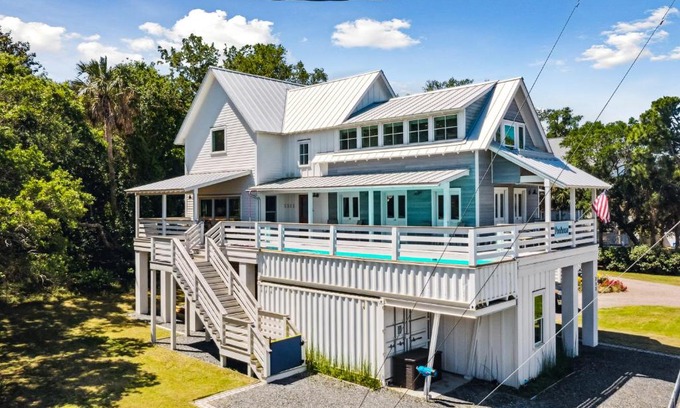 Folly Beach House | 213 W Indian - Unique Pool House -Central Location