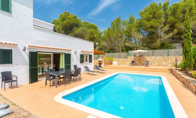 Serpentona Villa | 215 m² Villa ∙ 3 bedrooms ∙ 6 guests