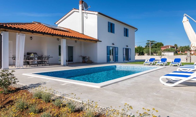Jursici Villa | 215 m² Villa ∙ 4 bedrooms ∙ 8 guests