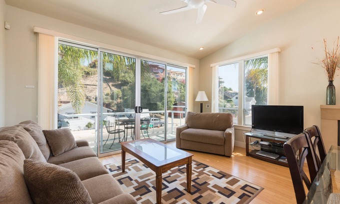 Avila Beach House | 215 San Miguel 2 Bedroom Townhouse by Redawning