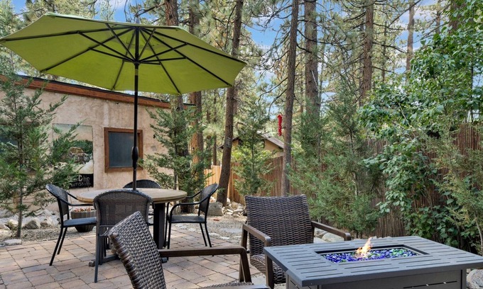Fawnskin Cabin | 2192-fawnskin Cottage 2 Bedroom Home by RedAwning