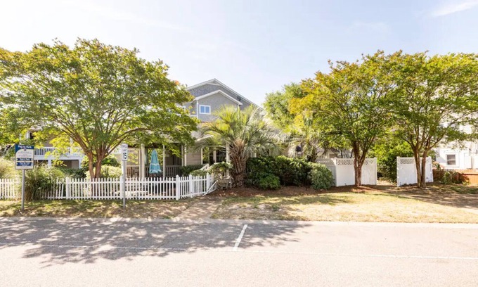 Wrightsville Beach Cottage | 22 At the Beach, Lucky Enough.
