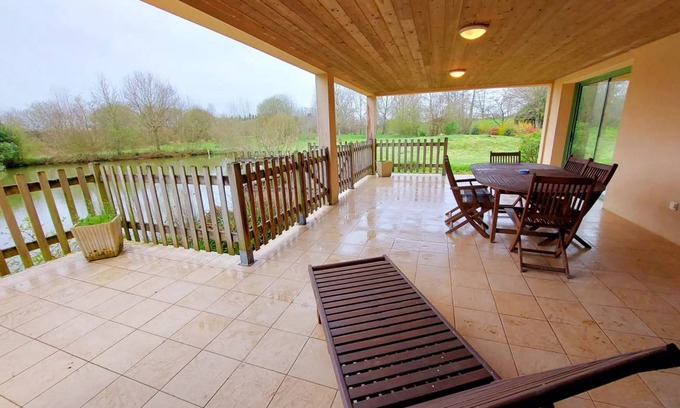 Saint-Mars-sur-la-Futaie House | 220 m² House ∙ 3 bedrooms ∙ 6 guests
