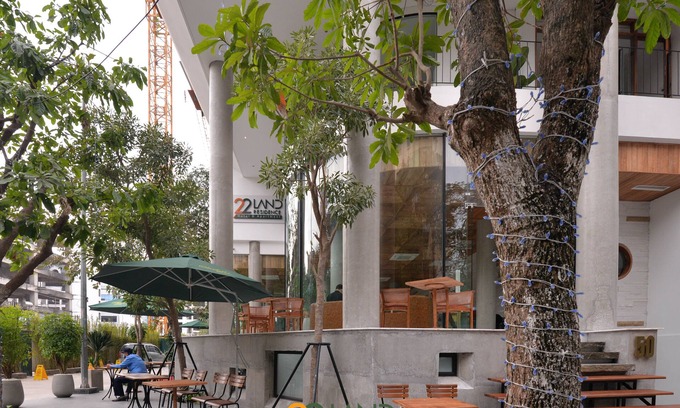 Dich Vong Apartment | 22 Land Residence Suites Hanoi