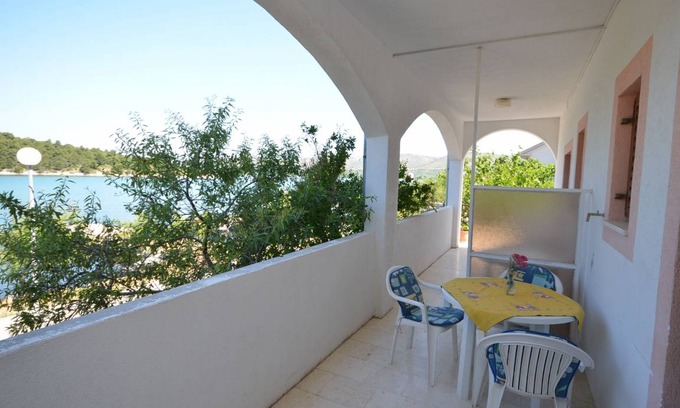 Jadrtovac Apartment | 22 m² Apartment ∙ 1 bedroom ∙ 3 guests