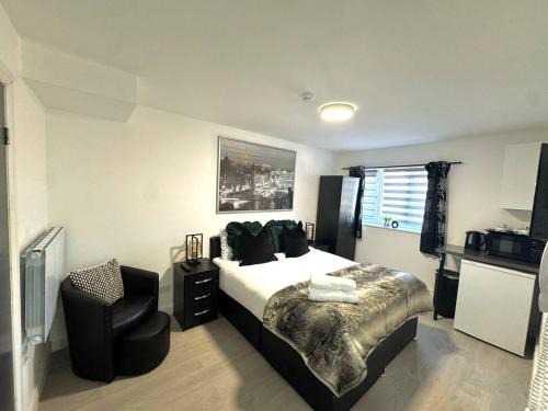 Upper Edmonton Bed & Breakfast | 22 Residence