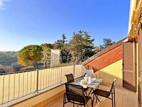 Sirolo Apartment | 227 - Appartamento bilocale al 2 piano con ascensore, in residence con PISCINA , aria condizionata e GARAGE - SPIAGGIA gratis al WHITE BEACH CLUB fino al 14-9 esclusi Sab-Dom