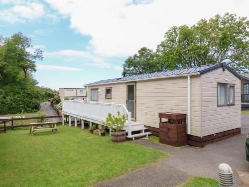 Combe Martin House | 23 Manleigh Park