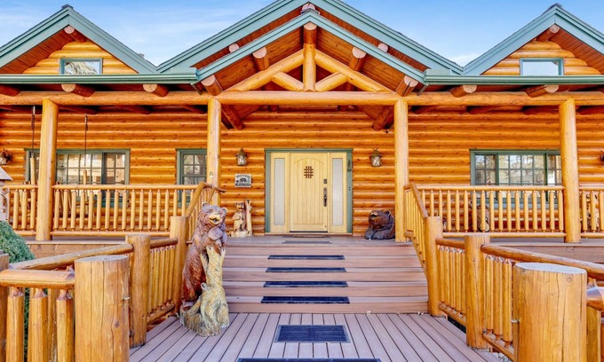 Castle Glen Estates Cabin | 2392-caslte Crag Log Cabin 4 Bedroom Cabin by RedAwning