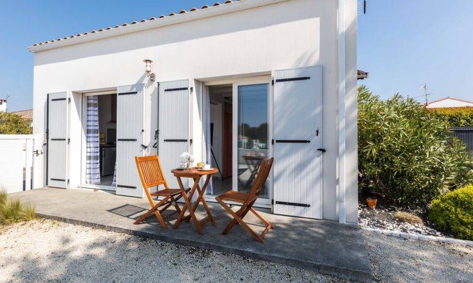 Saint-Palais-sur-Mer House | 25 m² House ∙ 1 bedroom ∙ 3 guests