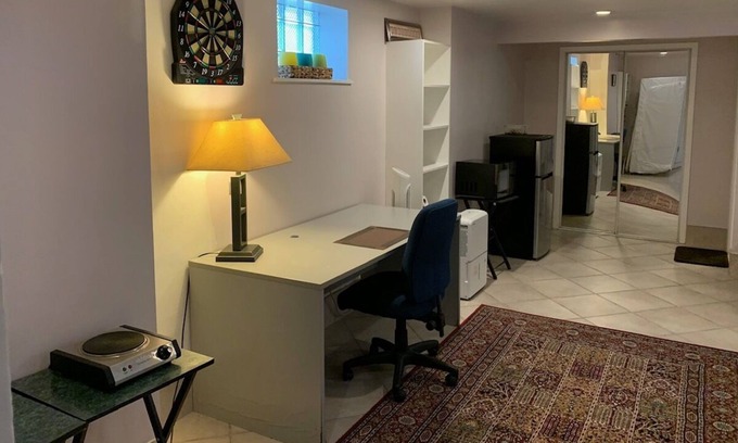Murray Hill House | 25 min to airport and Manhattan 34th street