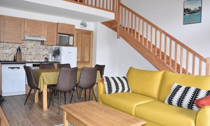 Pralognan-la-Vanoise Apartment | 250m from resort center, 1st floor, balcony, fireplace or stove, parking, tv, ski locker, 67m²