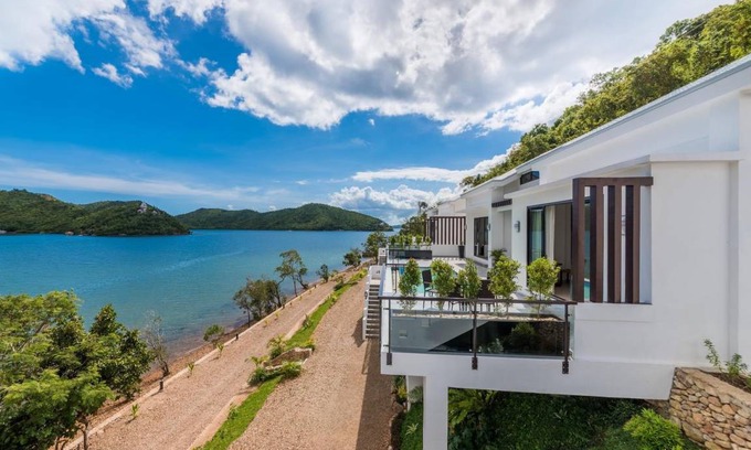 Busuanga Resort | 253 m² Resort ∙ 127 guests
