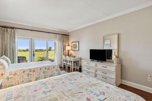 Fernandina Beach House | 256 Sandcastles - Hotel Side