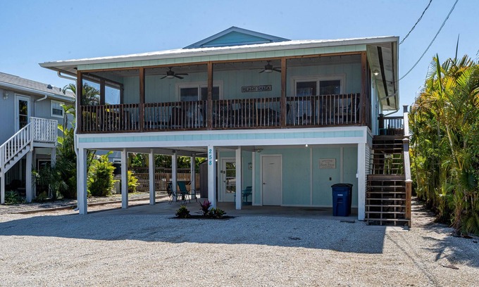 Fort Myers Beach House | 258 Ostego Lazy Lobster Lower by Coastal Vacation Properties