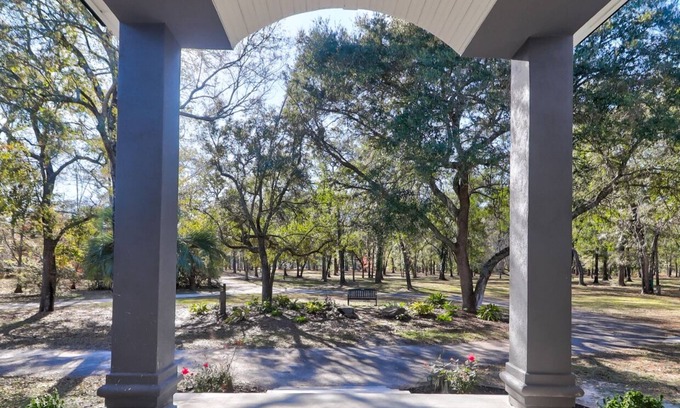 Ravenel House | 26 acre gated private property close to Downtown Charleston on a lake