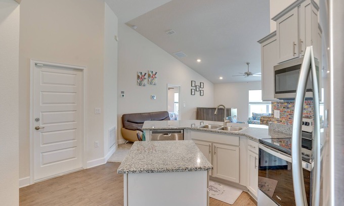 Kissimmee House | 26 Mi to Old Town: Peaceful Ponciana Home