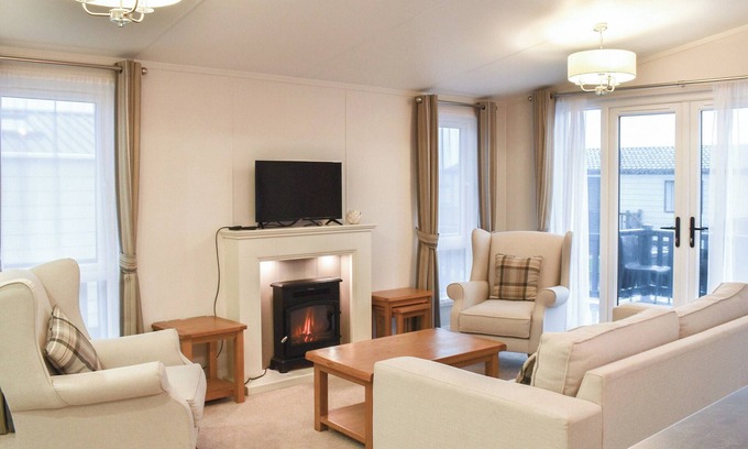 Truro Cottage | 26 Newperran Holiday Resort