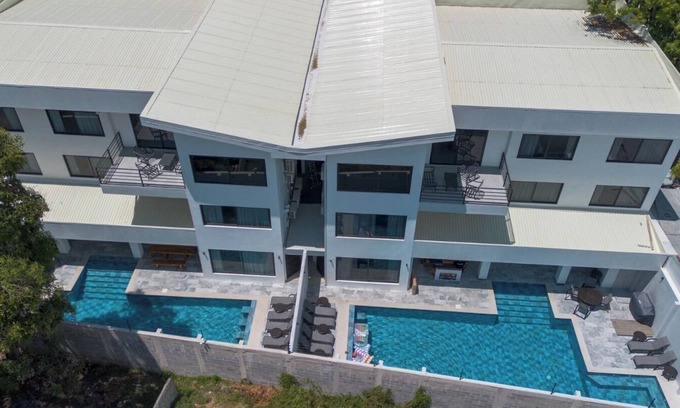 Jaco Resort | 26 ROOM ALL-INCLUSIVE VIP MEGA LUXURY RESORT : 2 House Combo/Chef/Gym/Beach