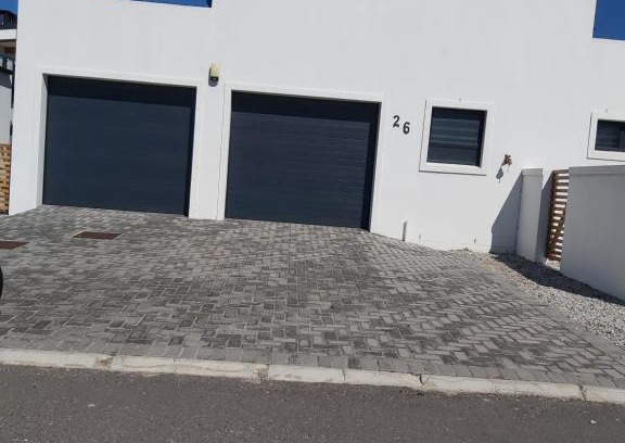 Sandbaai House | 26 Sandy Cove
