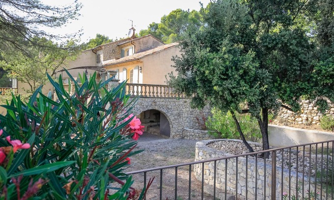 Rognes House | 260 M2 STONE HOUSE BETWEEN AIX-EN-PROVENCE AND LUBERON, NATURAL POOL