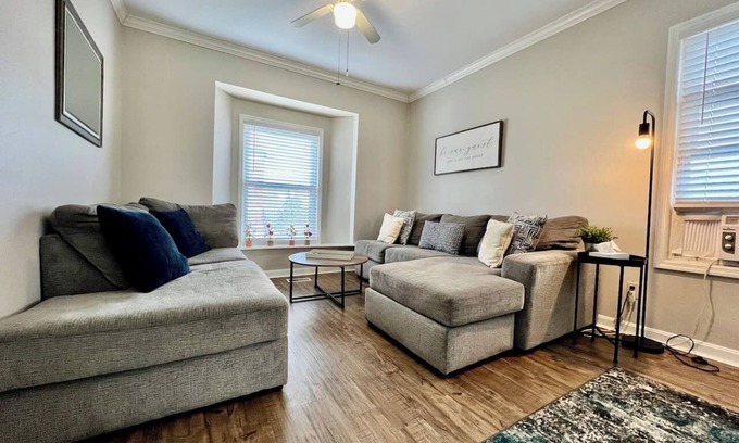 Hyde Park House | 2639 Observatory Drive, Unit 2 · Hyde Park Getaway - Close to Square & Downtown