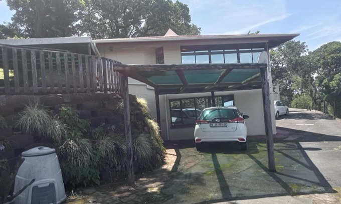 Hibberdene Apartment | 27@caravenseria