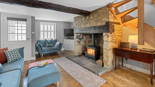 Malmesbury House | 27 Horsefair