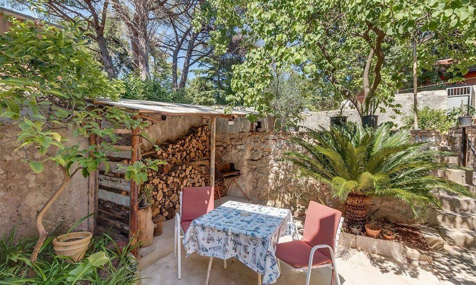 Veli Losinj Apartment | 27 m² Apartment ∙ 2 guests