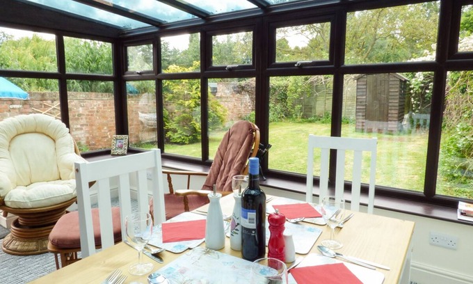 Sudbury Cottage | 27 Swan Street