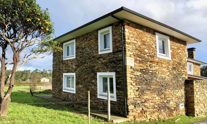 Loiba Cottage | 28 m² Cottage ∙ 4 bedrooms ∙ 10 guests