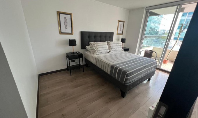 Las Condes Apartment | 28 Metros costado Clinica las Condes ,hasta 5 personas