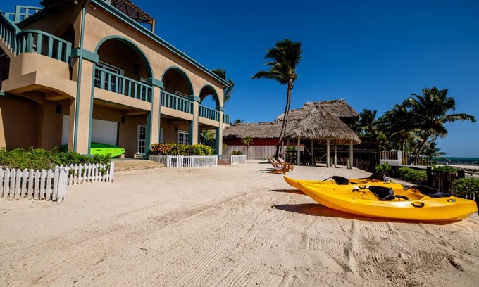 San Pedro Villa | 297 m² Villa ∙ 4 bedrooms ∙ 8 guests