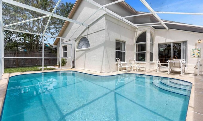 Lindfields House | 2974 Viscount Villa 3bed+ Pool&Spa
